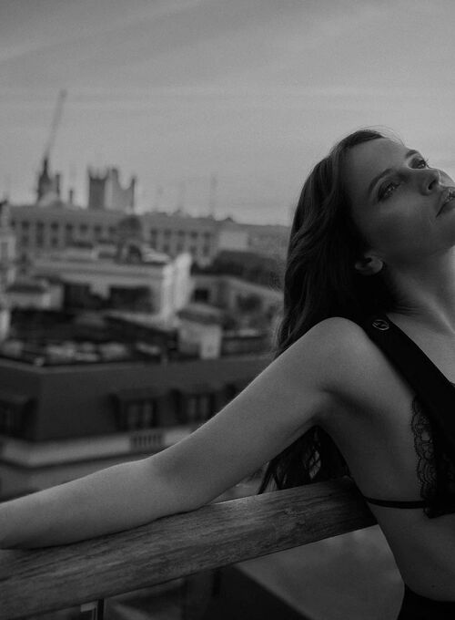 Felicity Jones